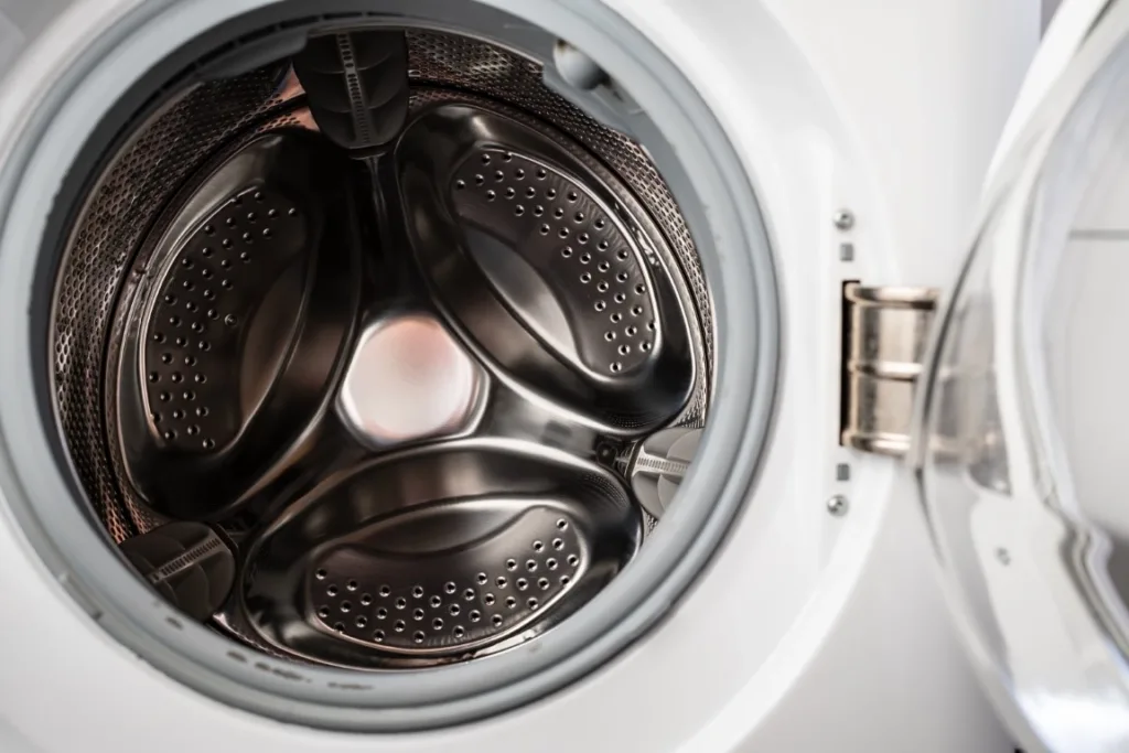 Should I Leave My Washing Machine Door Open