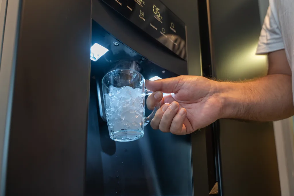 Why Your Ice Maker Suddenly Stopped Working